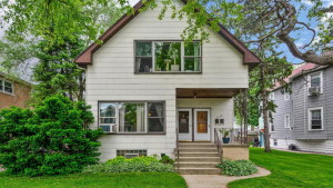 Selling a home in Berwyn IL in 2026