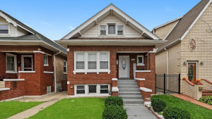 Residential neighborhood street in Cicero, IL