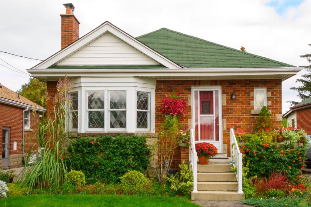 Brick bungalow home in Berwyn IL