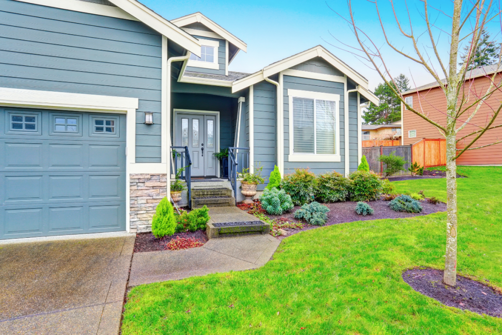 Cicero, IL home curb appeal example