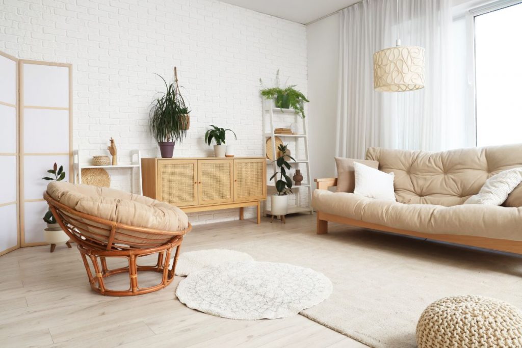 A realistic look at everyday home condition helps set clear expectations.