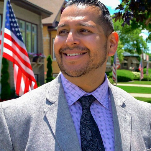 Gerardo Zavala Realtor providing local guidance for Berwyn and Cicero homeowners