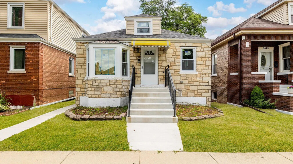Renovating Berwyn Cicero homes before selling