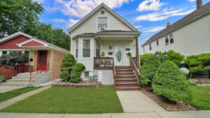 home value Berwyn Cicero homeowner comparing personal and market value
