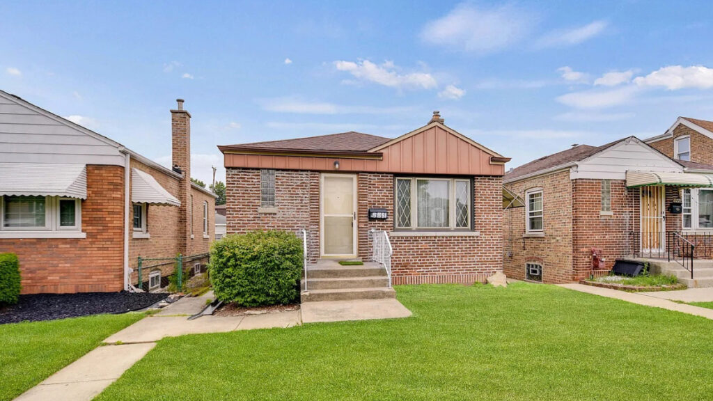 Listing spending Berwyn Cicero homeowners should reconsider before selling