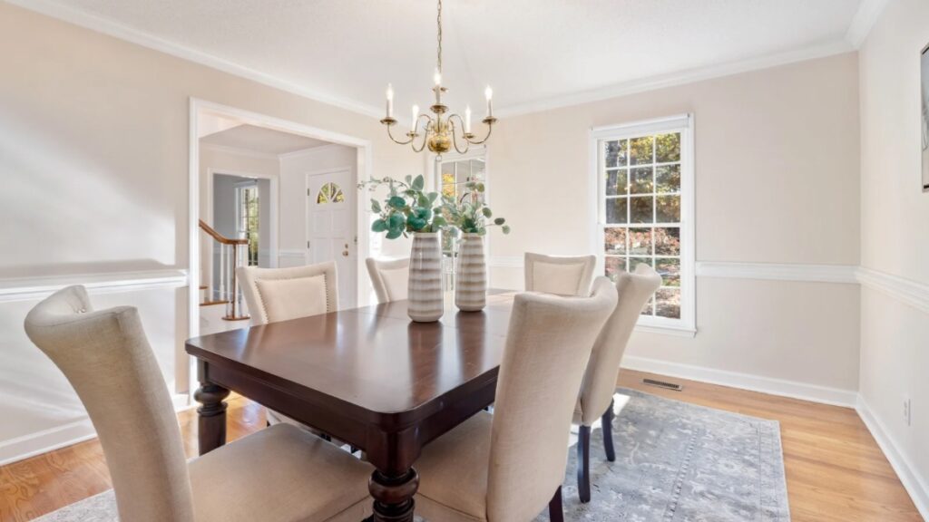 Home price Berwyn Cicero homeowner reviewing before selling