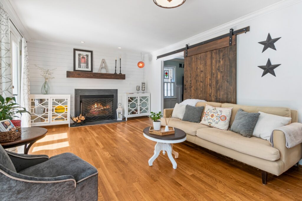"Documents and maintenance planning for a shared home sale"